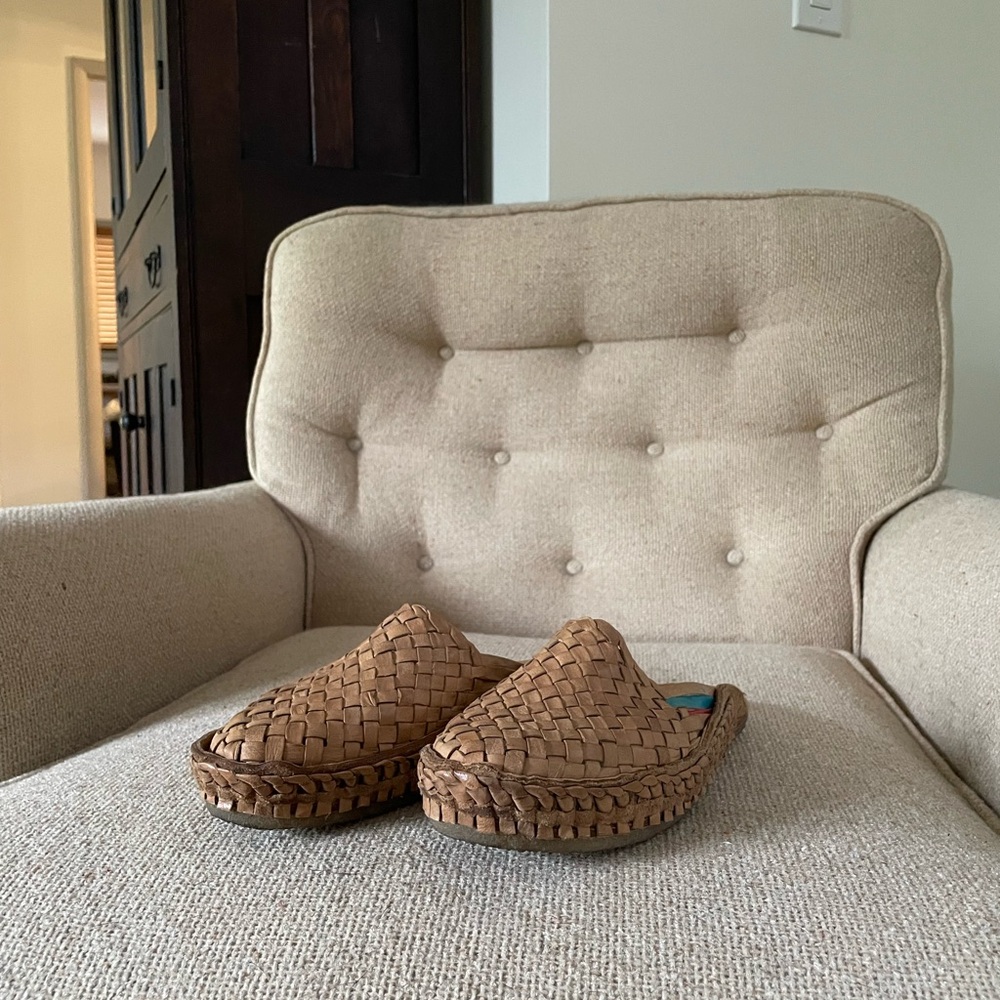 Mohinder Woven Slide in Honey + Stripes